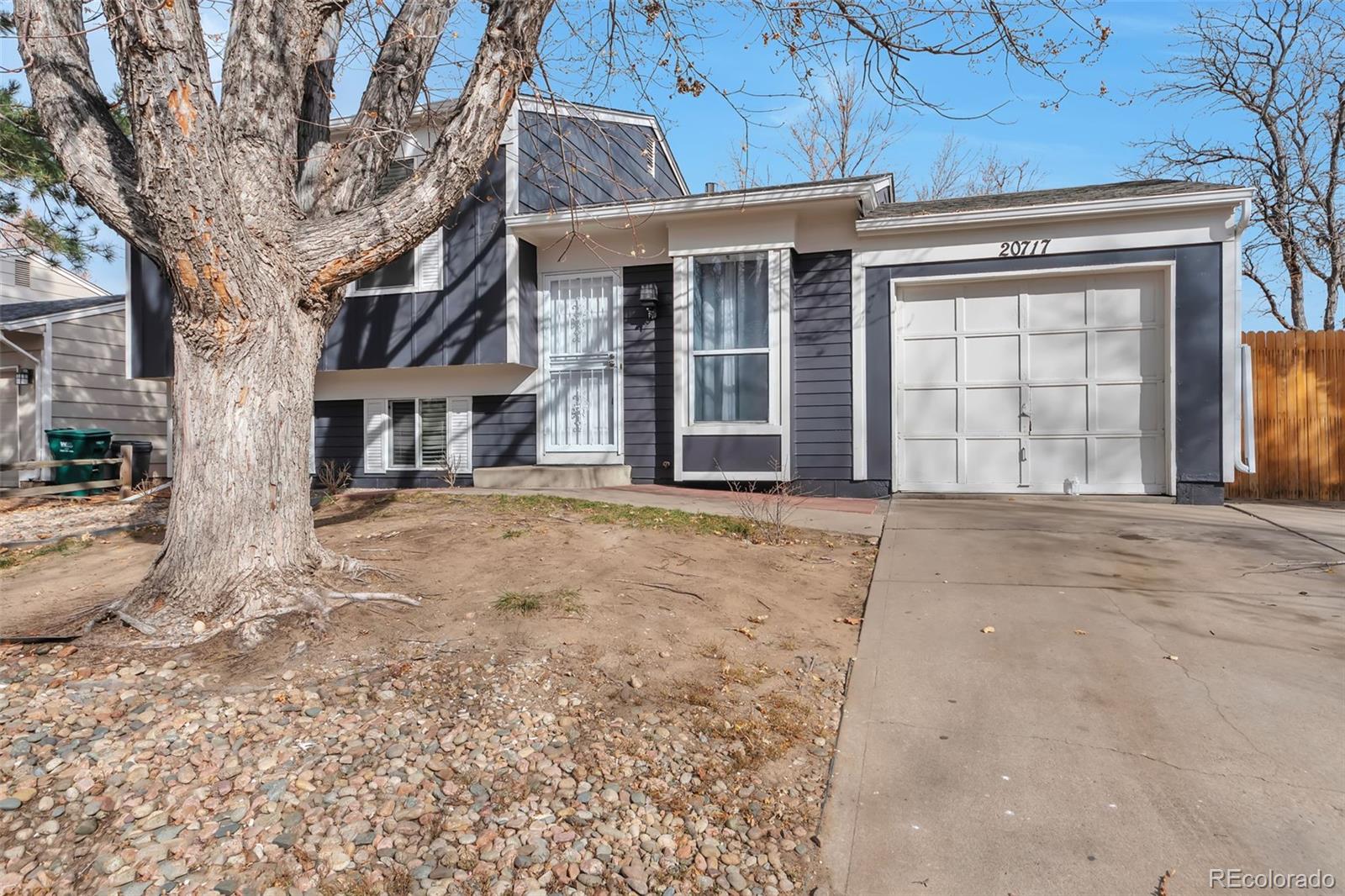 20717 E Coolidge Place