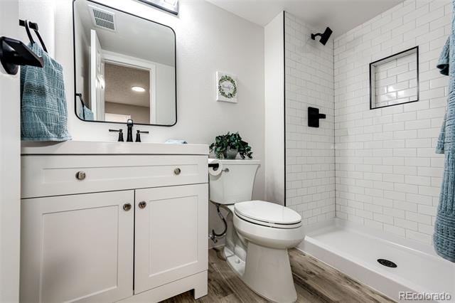 18196 E Ohio Avenue Unit: 104