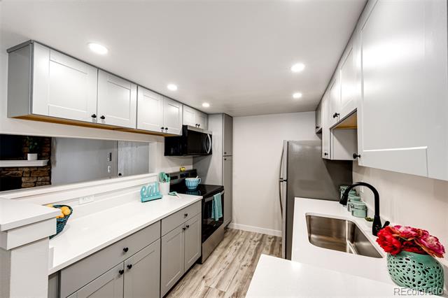 18196 E Ohio Avenue Unit: 104