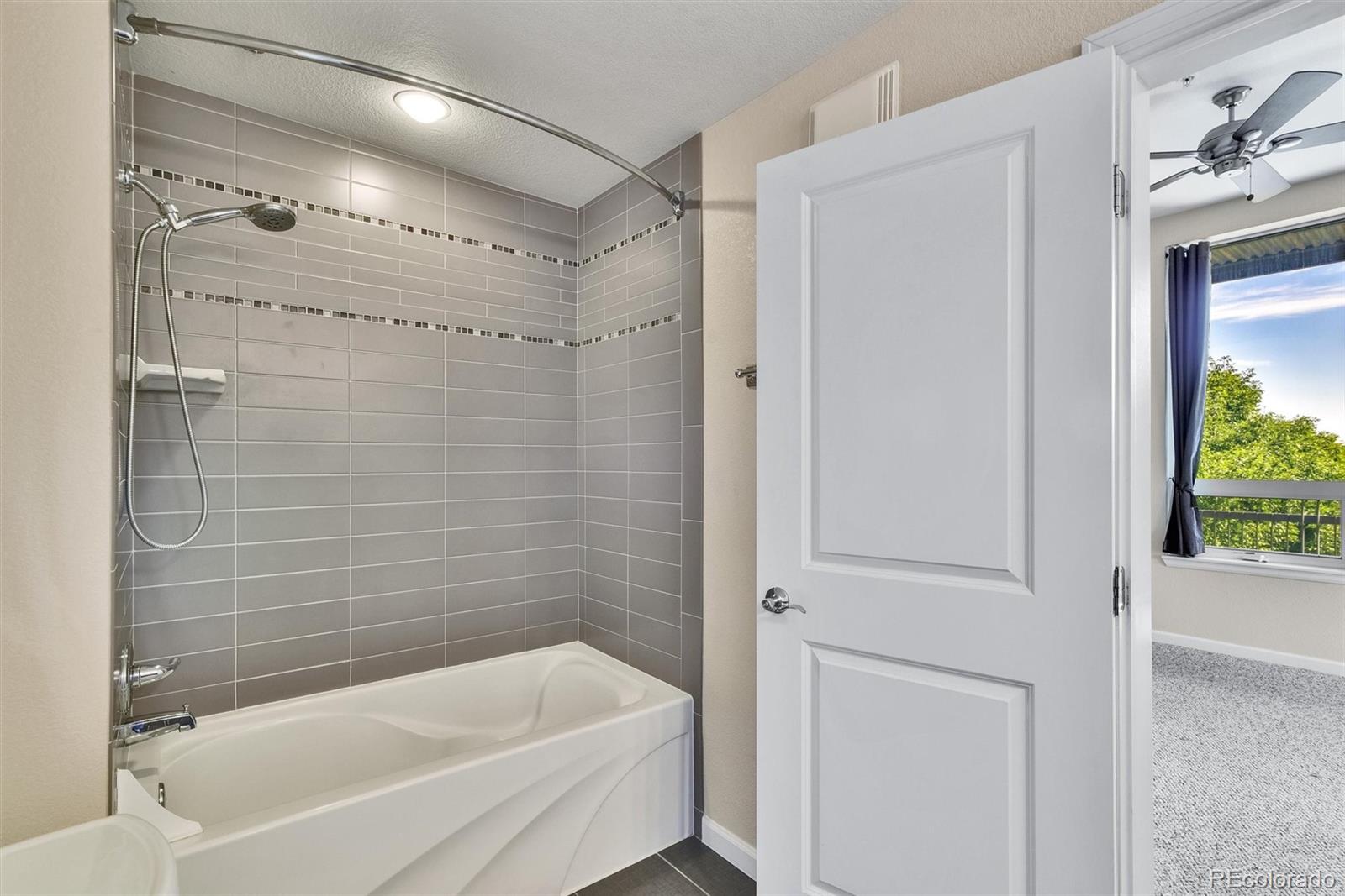 8165 E Lowry Boulevard Unit: 208