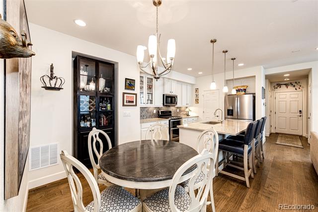 7238 W Adriatic Circle