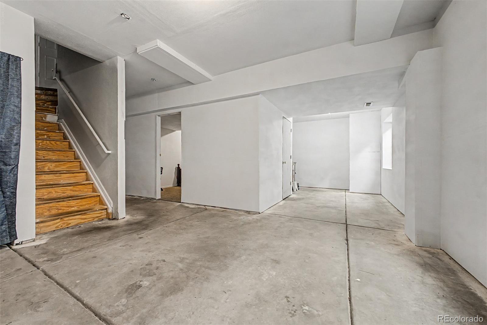 5543 Hannibal Court