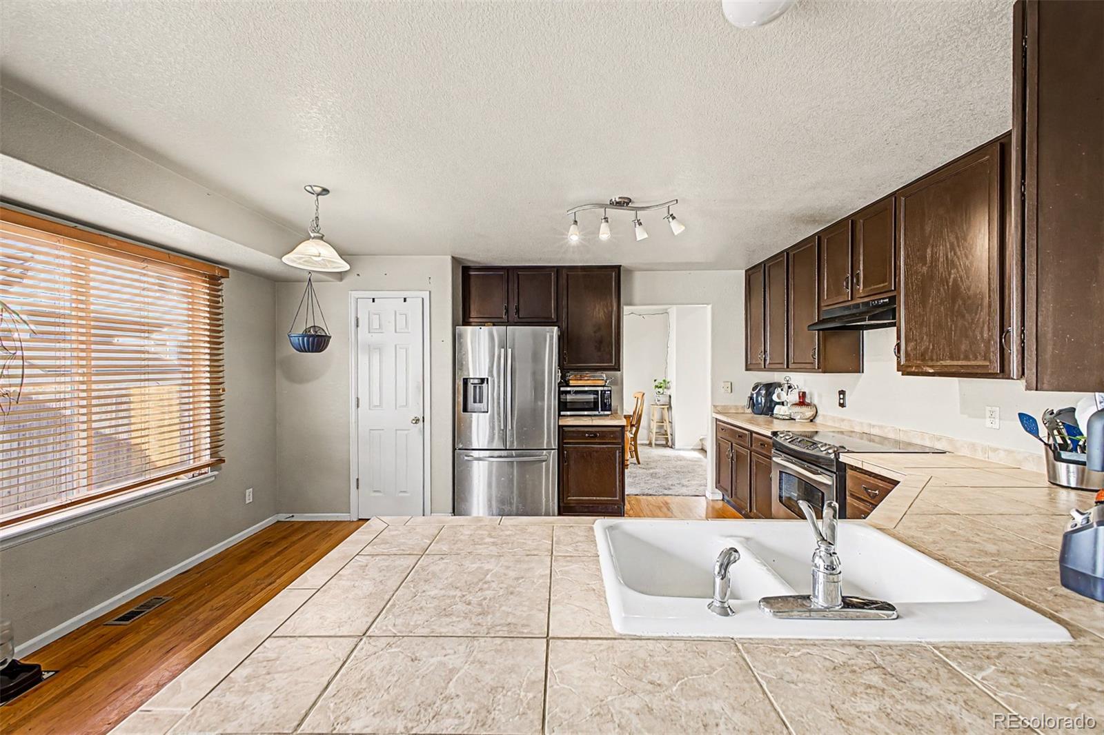 5543 Hannibal Court