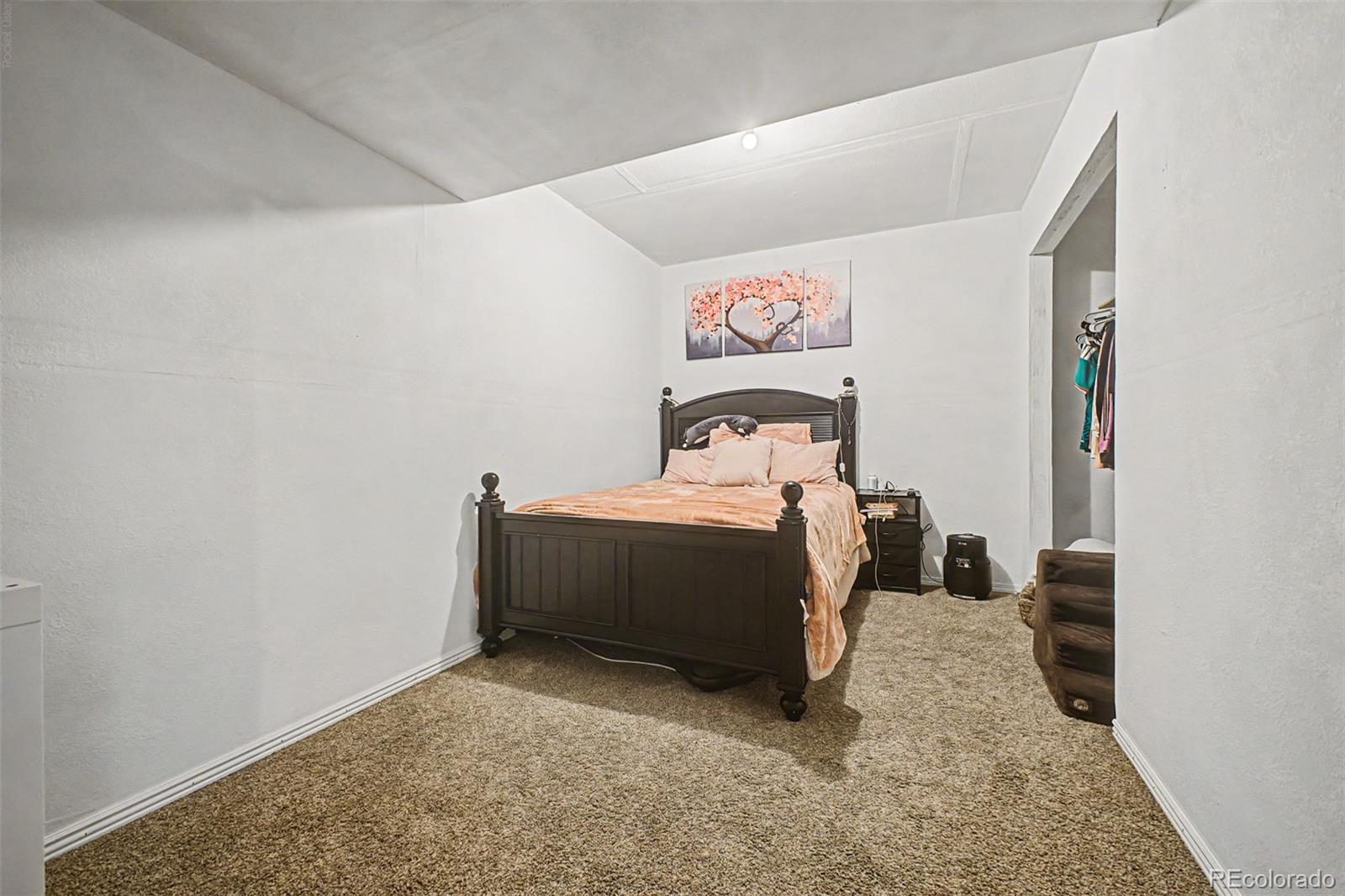 5543 Hannibal Court
