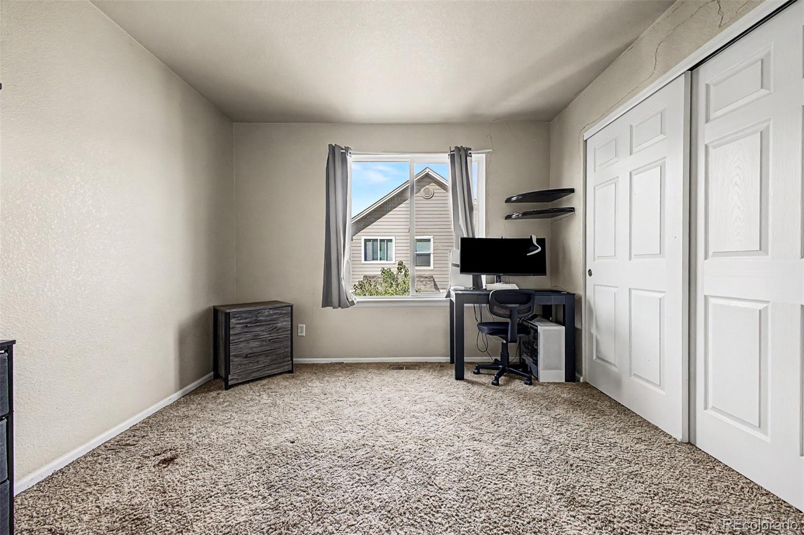 5543 Hannibal Court