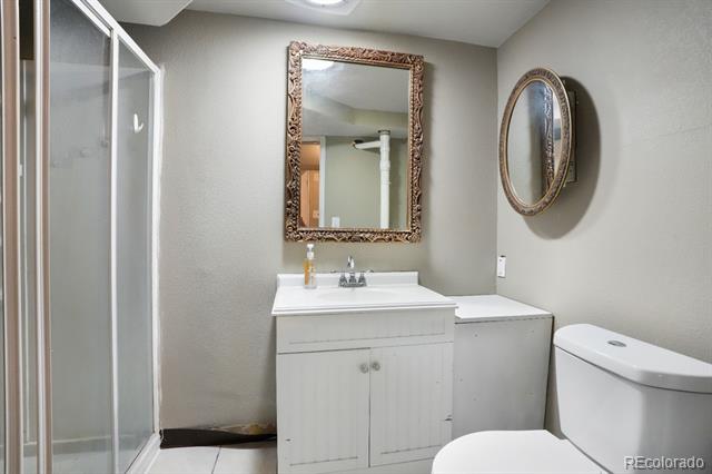 3426 E 117th Place