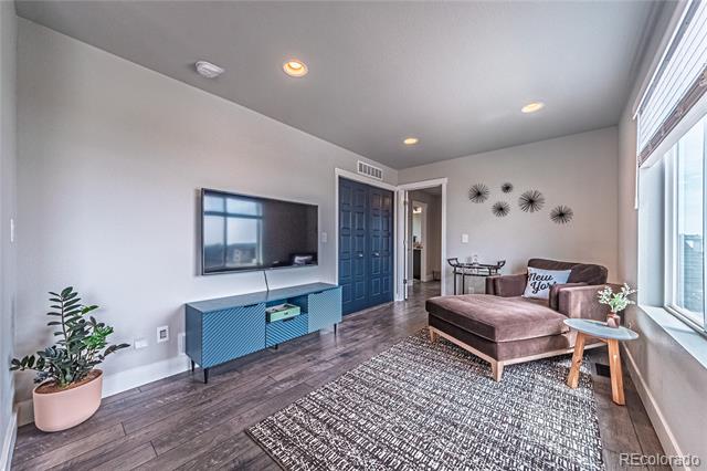 7216 Treebrook Lane