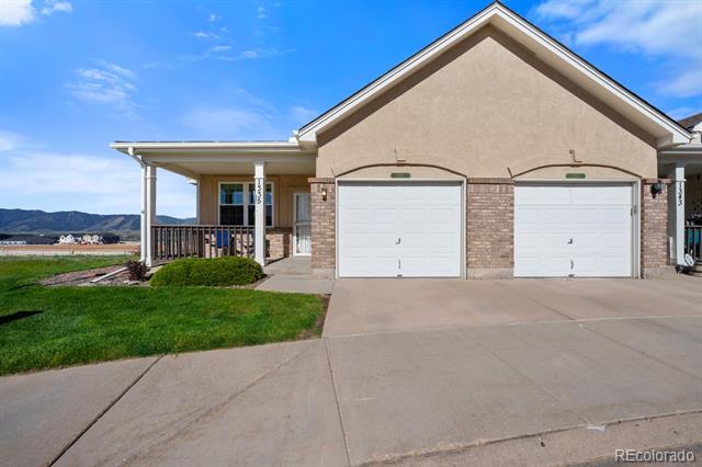 1335 Villa Grove