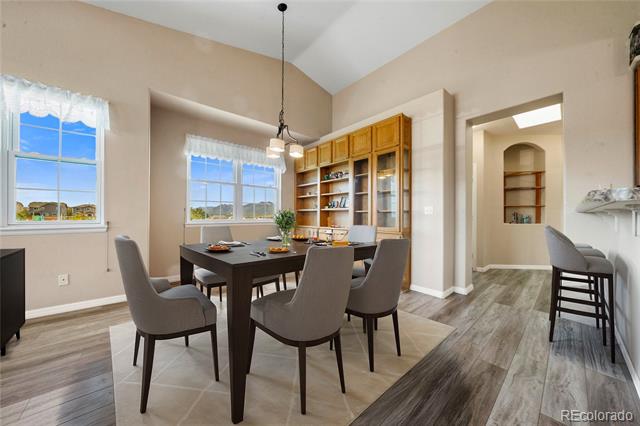 1335 Villa Grove