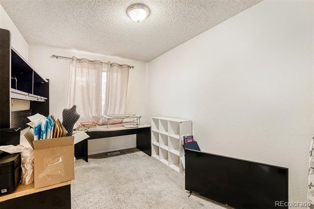 19356 E 40th Place
