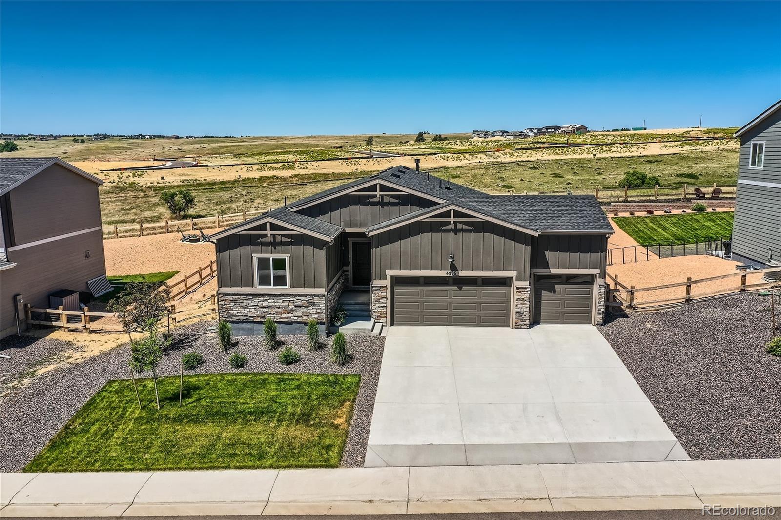 4506 River Highlands Loop
