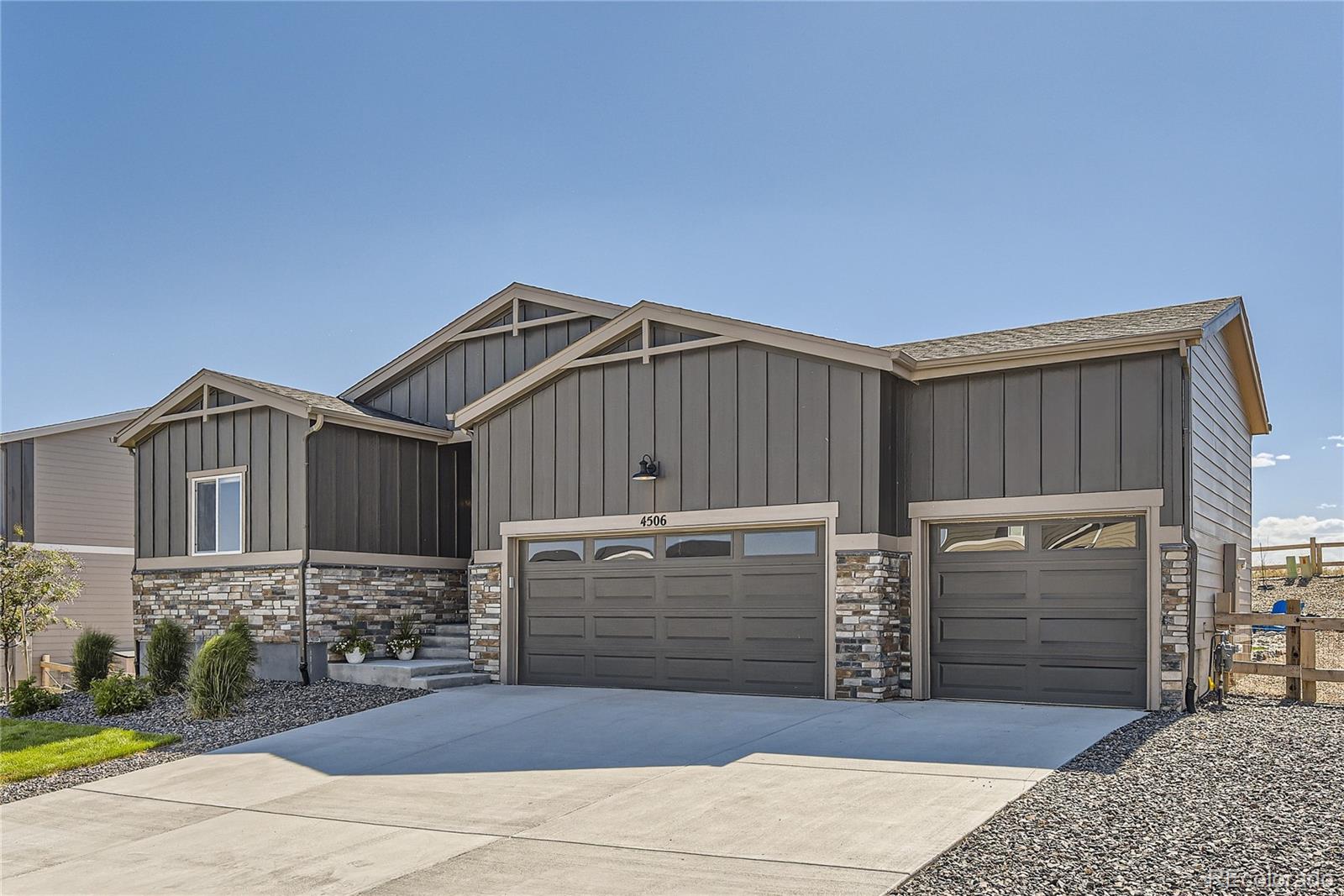 4506 River Highlands Loop