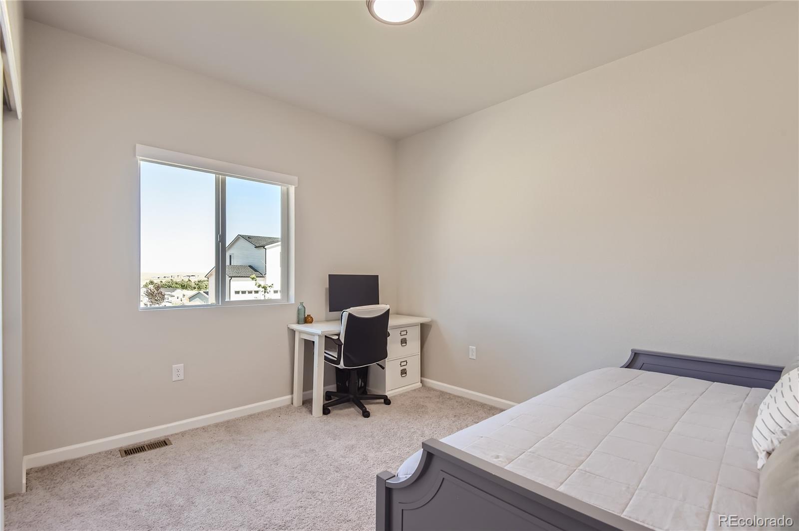 4506 River Highlands Loop