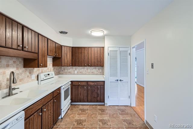 178 S Vance Court