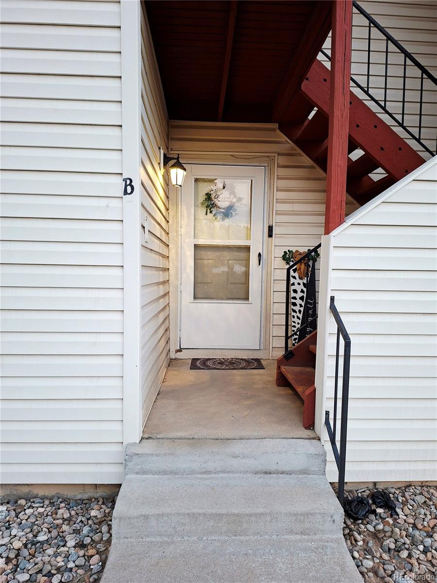 11982 Bellaire Street Unit: B