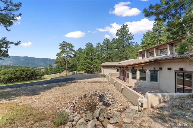 2143 Perry Park Avenue
