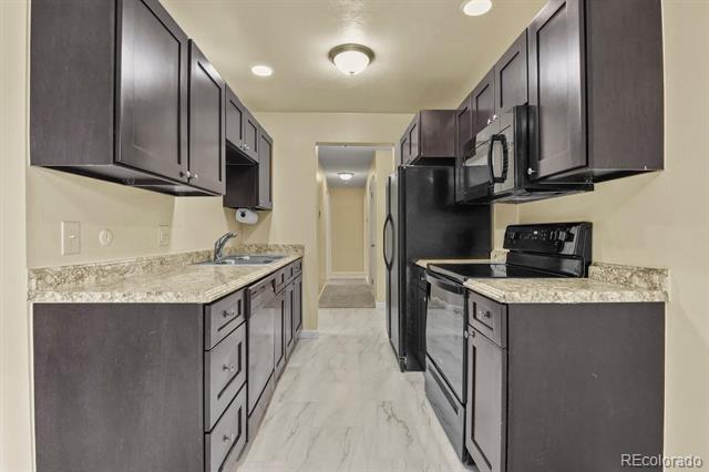 17301 E Mansfield Avenue Unit: 122L