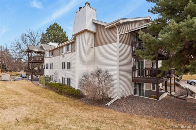 17301 E Mansfield Avenue Unit: 122L