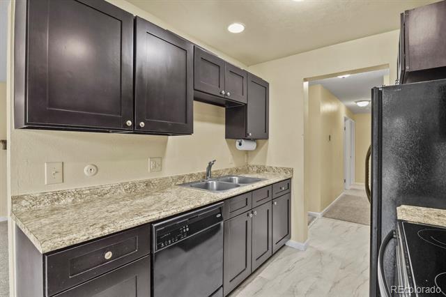 17301 E Mansfield Avenue Unit: 122L