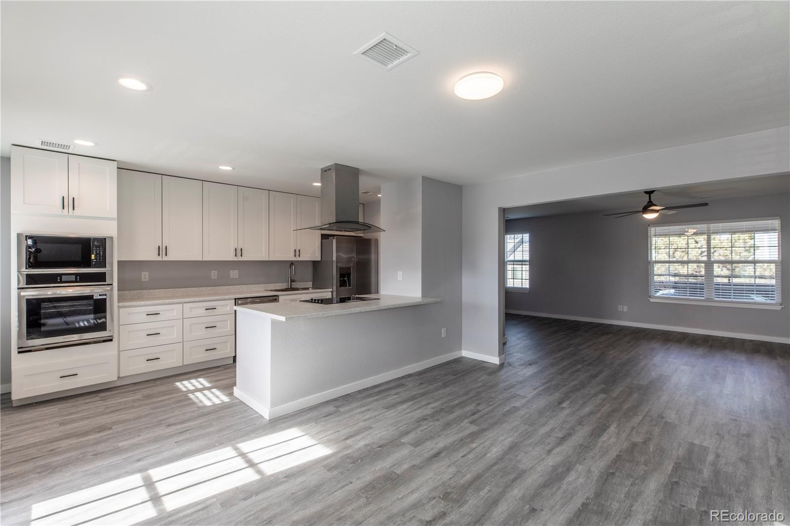 2301 E Fremont Avenue Unit: S08