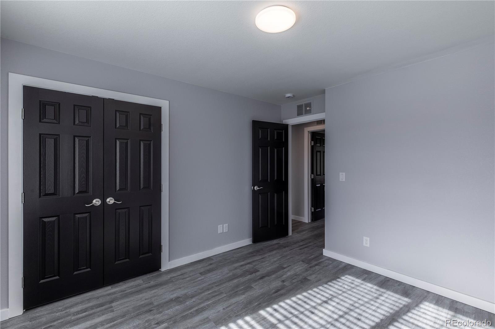 2301 E Fremont Avenue Unit: S08