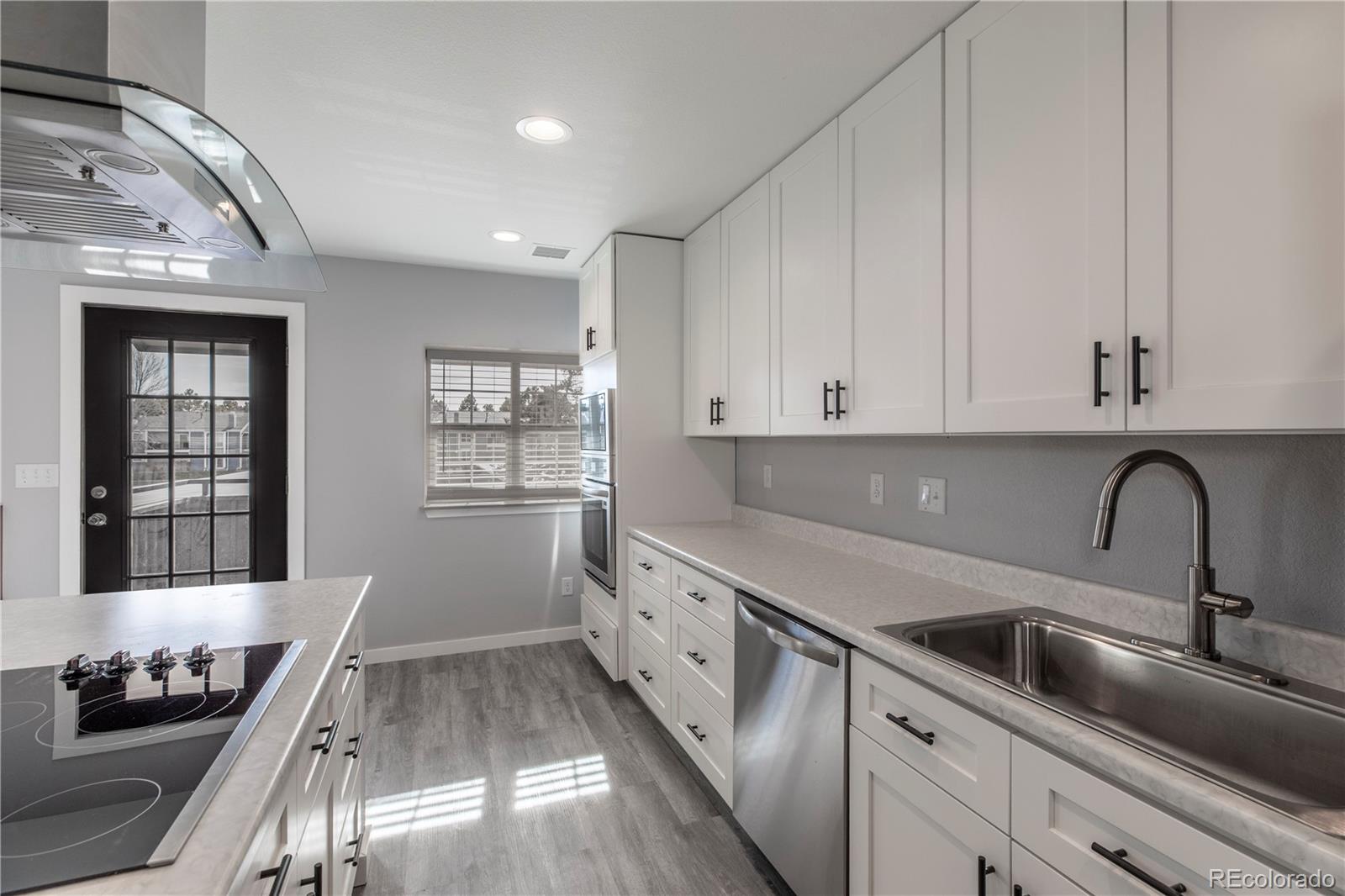 2301 E Fremont Avenue Unit: S08
