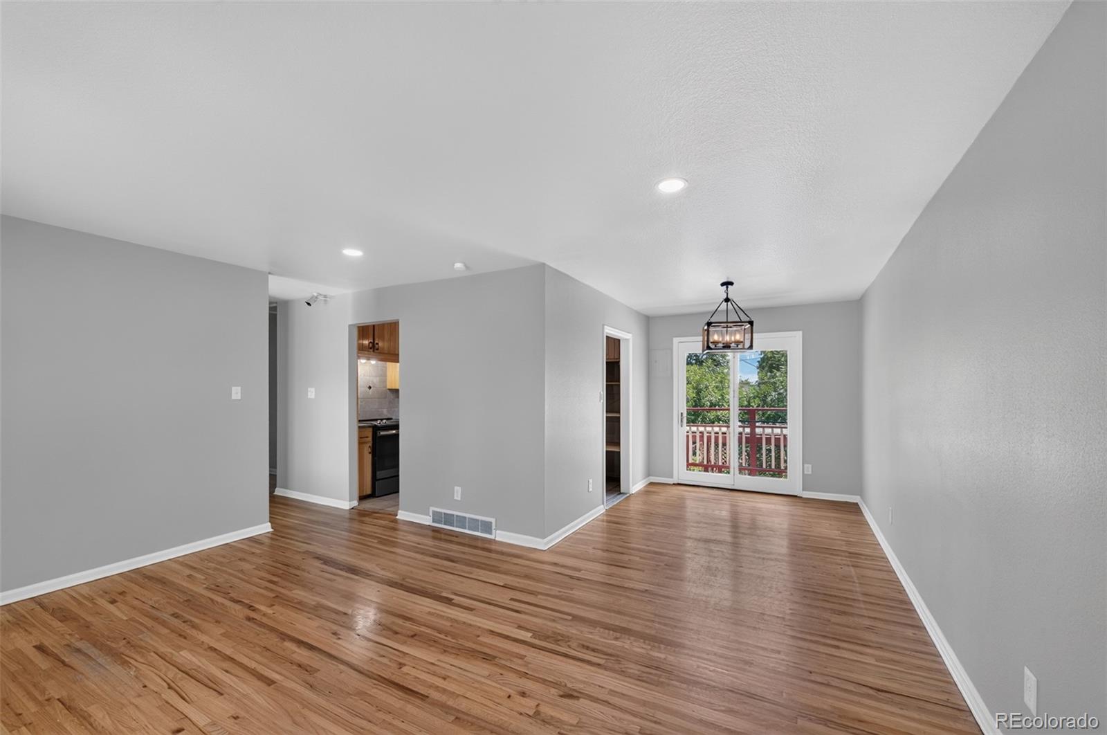 4119 Palmer Park Boulevard