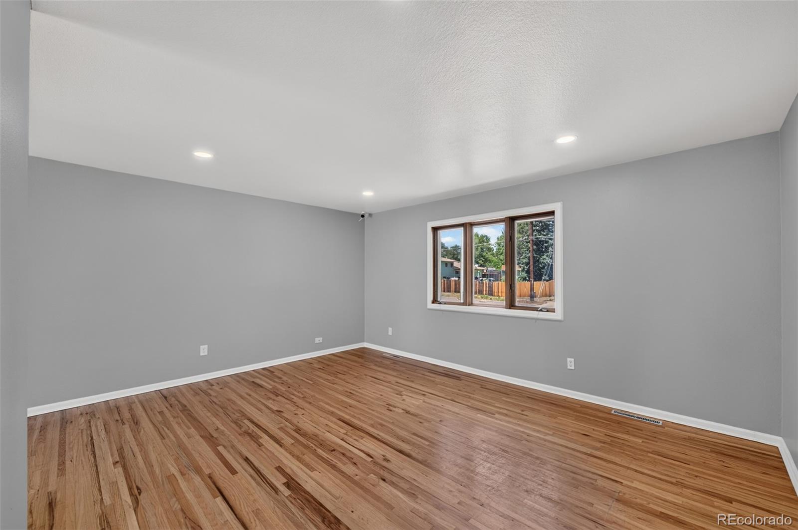 4119 Palmer Park Boulevard