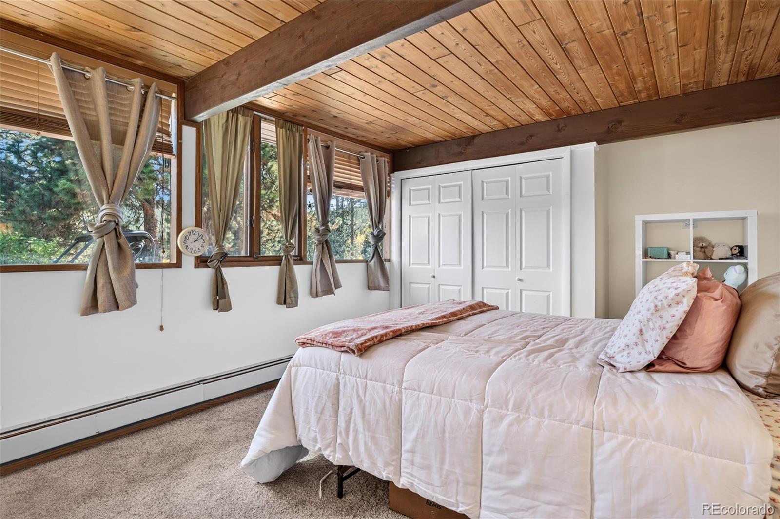 12155 Cochise Circle