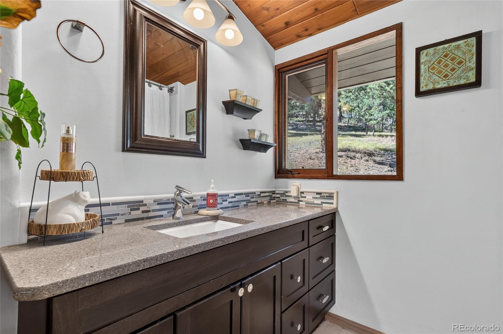 12155 Cochise Circle