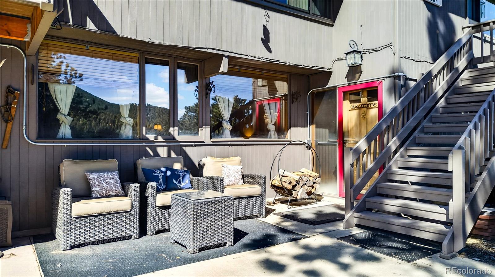 12155 Cochise Circle