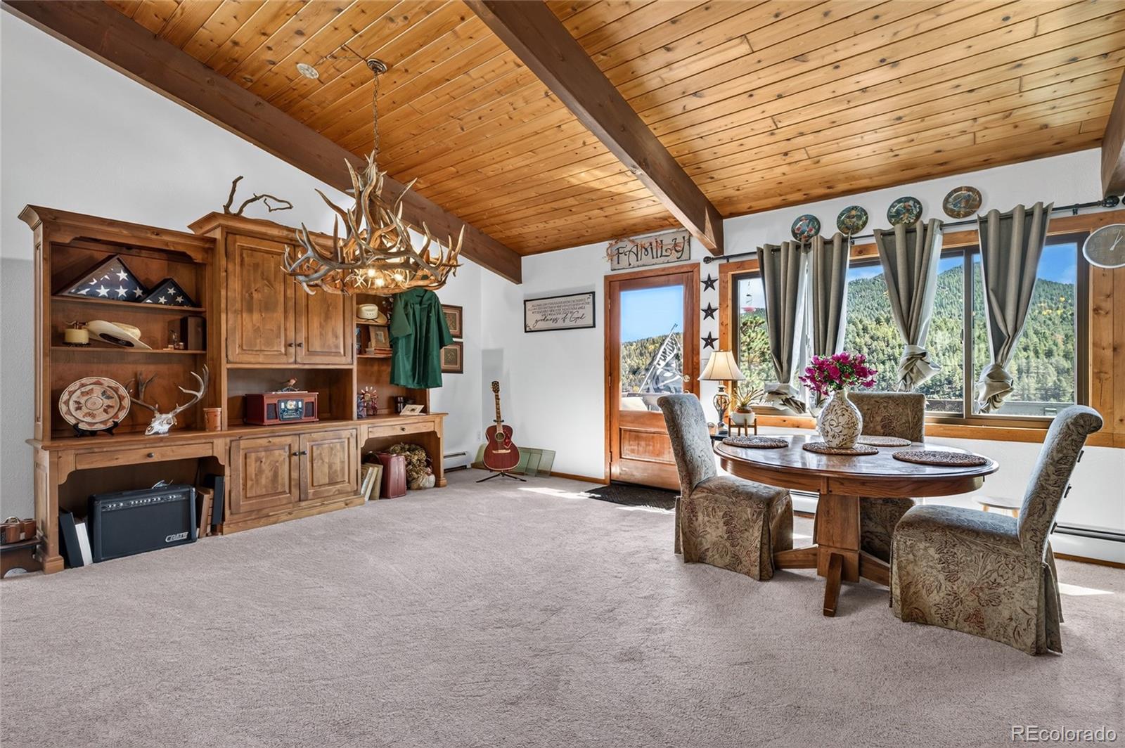 12155 Cochise Circle