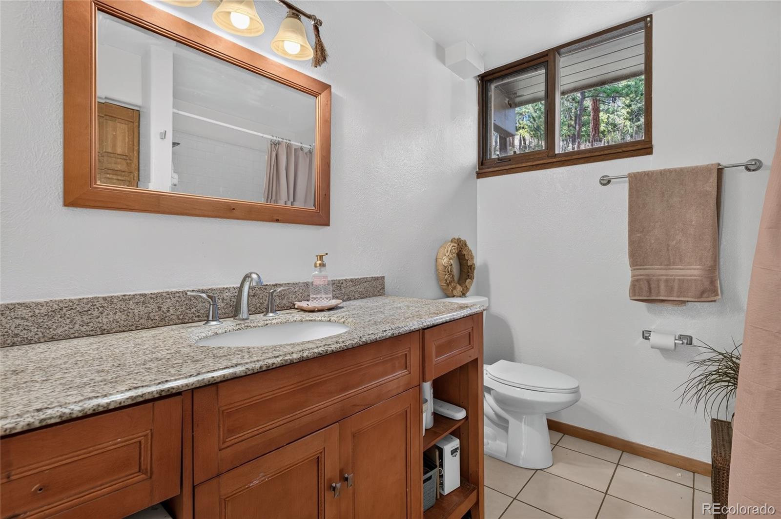 12155 Cochise Circle