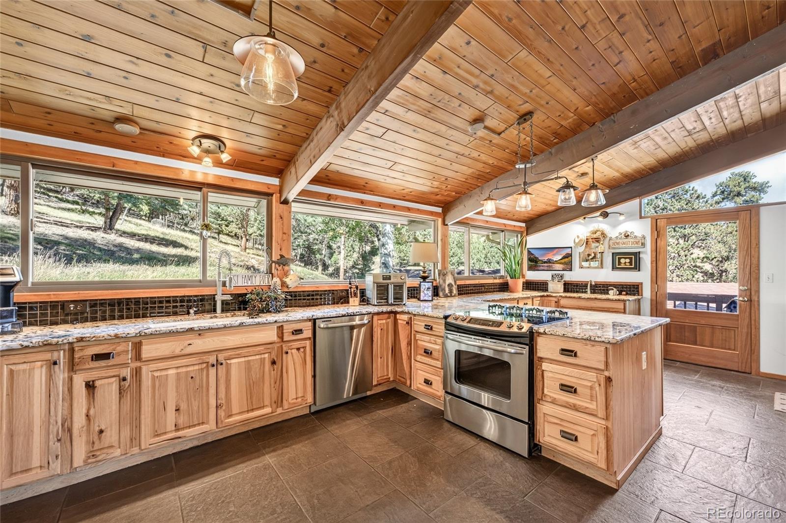 12155 Cochise Circle