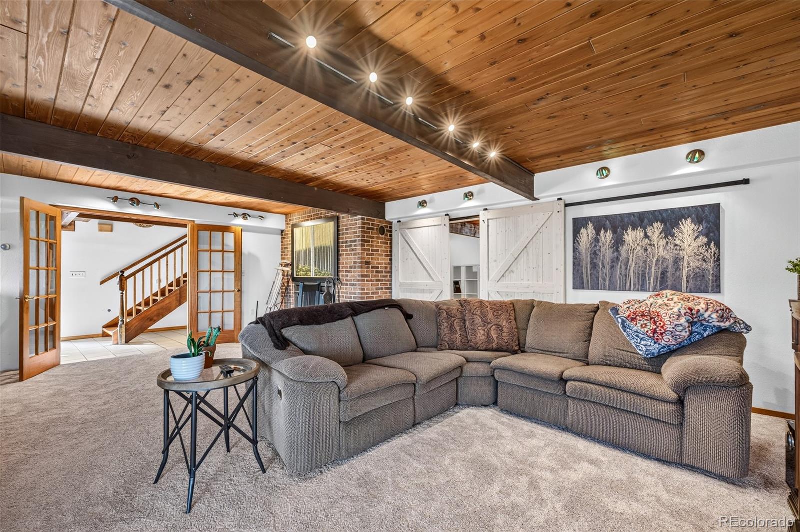 12155 Cochise Circle