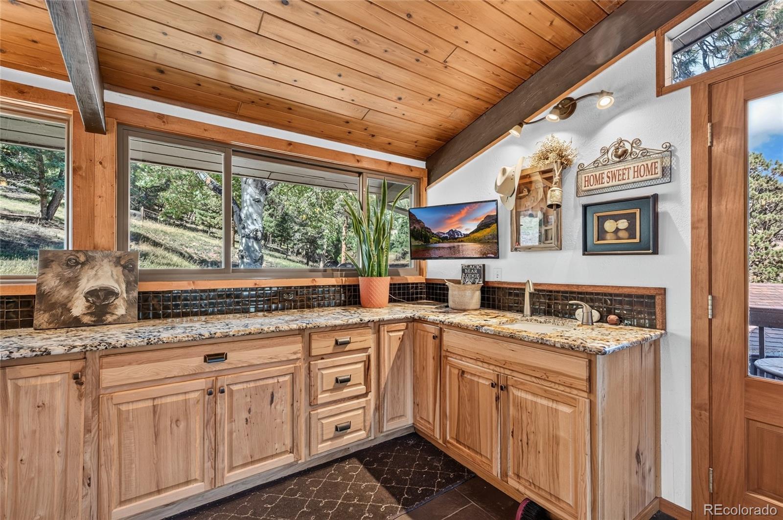 12155 Cochise Circle