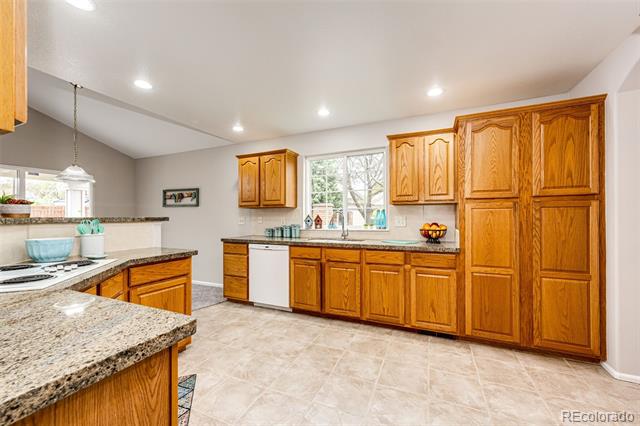 3802 Lee Circle