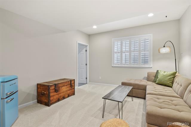 592 Brookhurst Avenue Unit: A