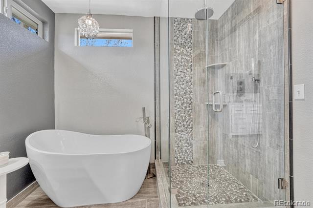 2371 Broadleaf Loop
