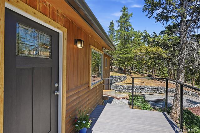 356 Gold Road