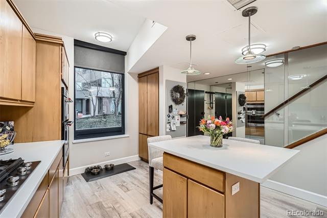 1350 Lawrence Street Unit: 2F