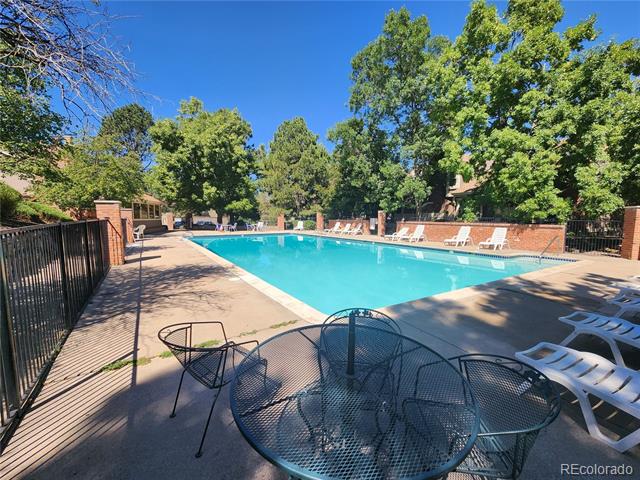 1981 S Hannibal Court Unit: E