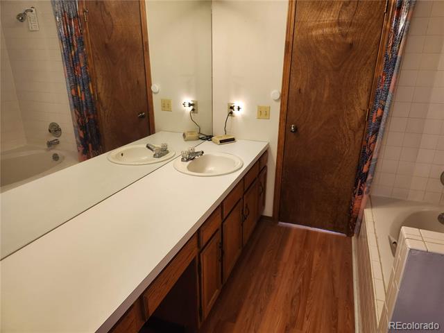 1981 S Hannibal Court Unit: E