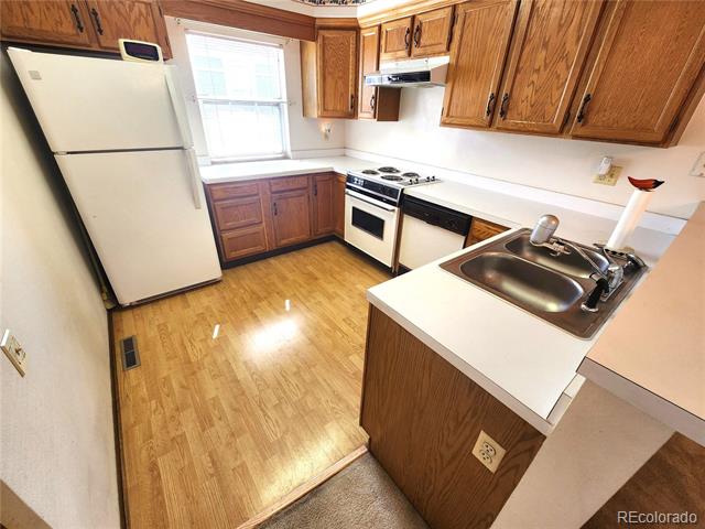 1981 S Hannibal Court Unit: E