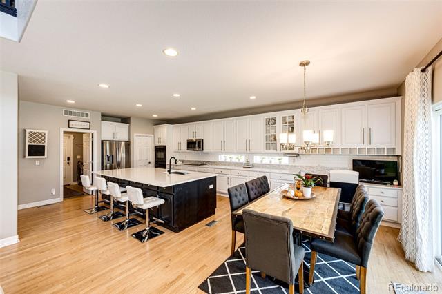 12110 Bay Oaks Court