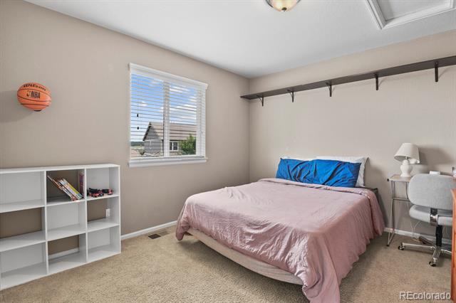 8182 Grady Circle