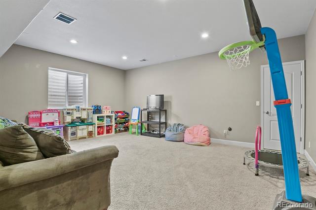 8182 Grady Circle