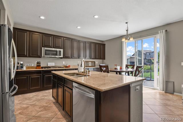 8182 Grady Circle