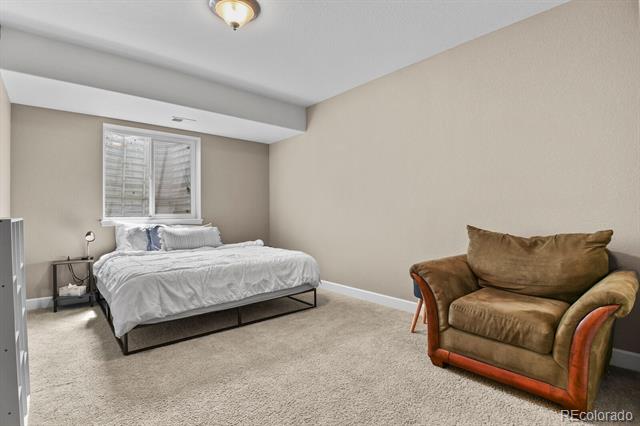 8182 Grady Circle