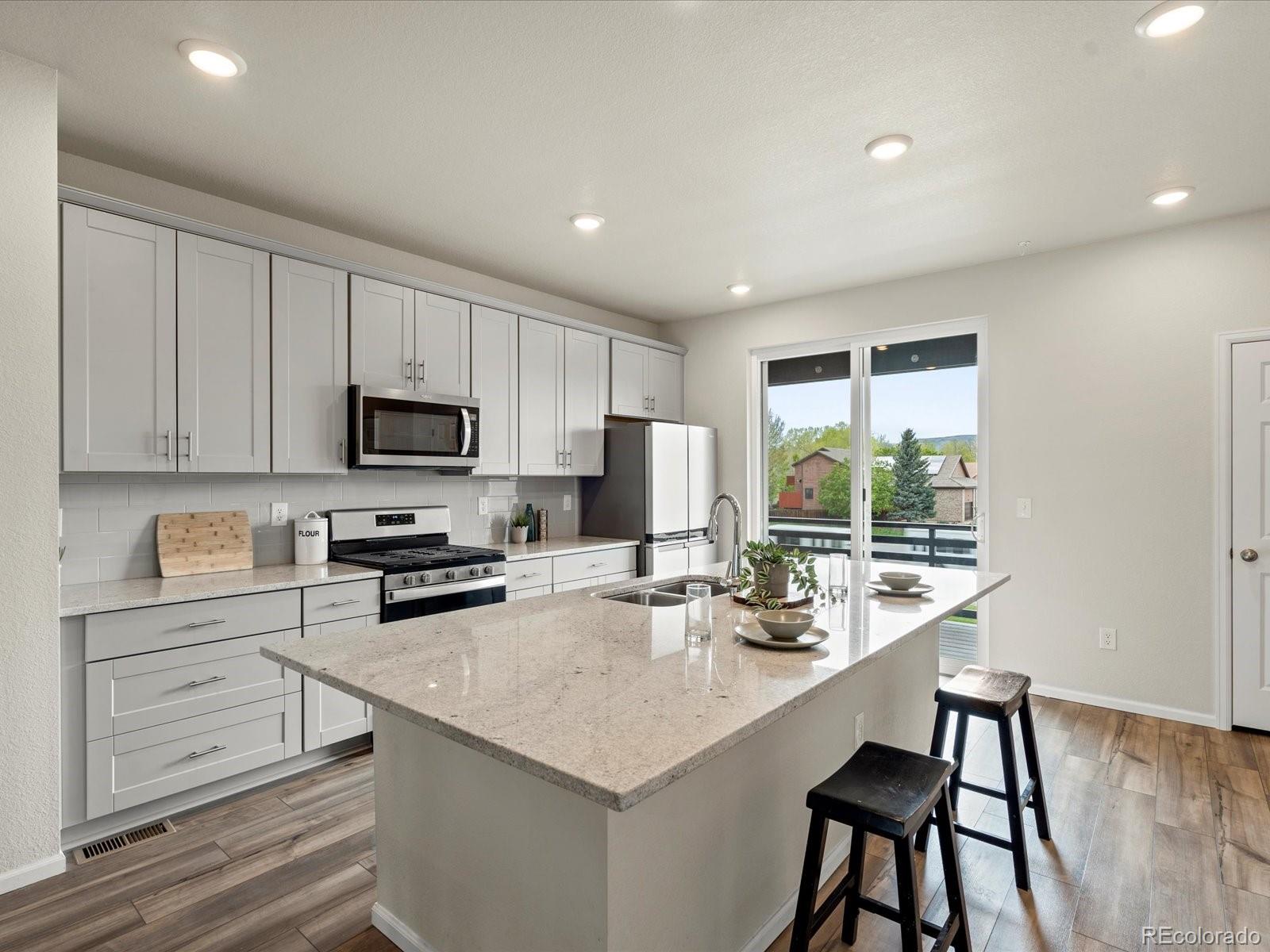 5693 Vivian Street